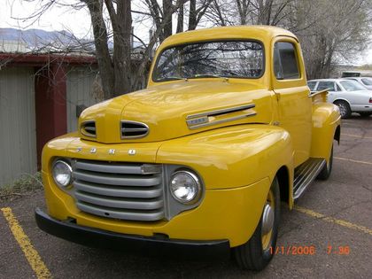 1948 Ford F1 Notice the Grille Style