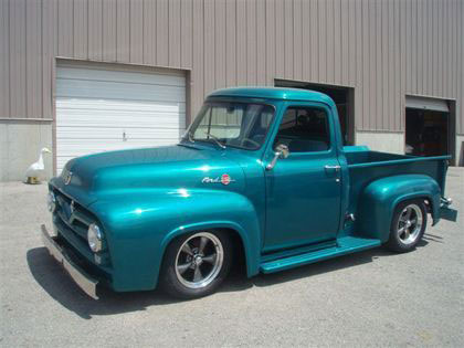 Out of Kentucky comes this really nice restomod style 55 Ford F100