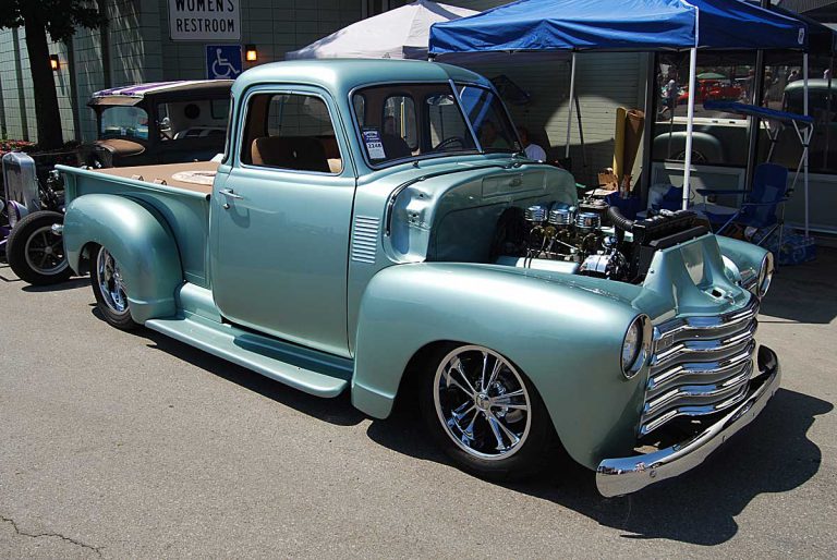 One Smoothe ’48 Five Window Chevy